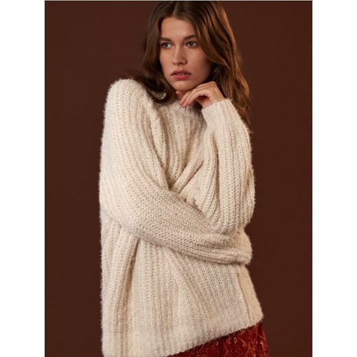 Sinsay - Sweter o grubym splocie - kremowy ze sklepu Sinsay w kategorii Swetry damskie - zdjęcie 161644405