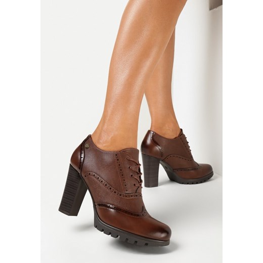 Brązowe Półbuty na Słupku ze Sznurowaniem Chamis ze sklepu born2be.pl w kategorii Półbuty damskie - zdjęcie 161662469