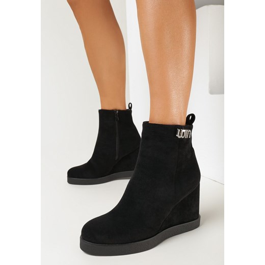 Botki Born2be na koturnie 