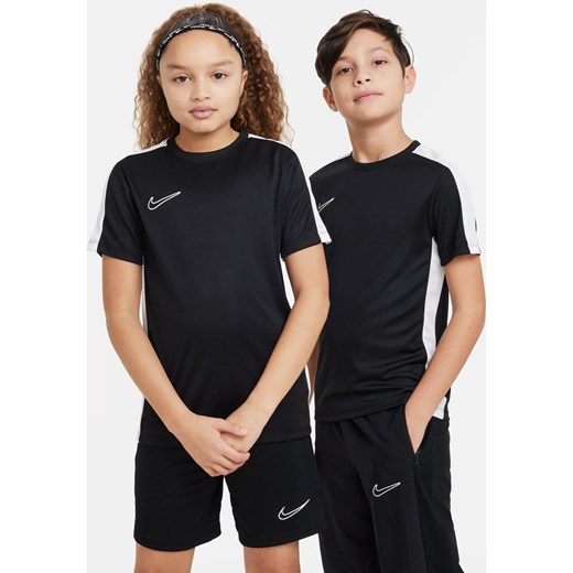 Dziecięca koszulka piłkarska Nike Dri-FIT Academy23 - Czerń ze sklepu Nike poland w kategorii T-shirty chłopięce - zdjęcie 161710967