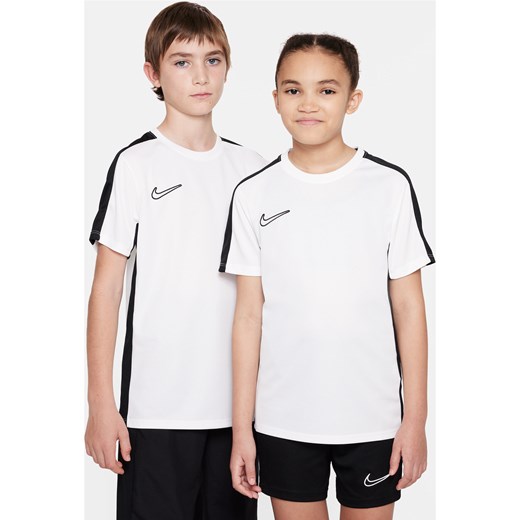 Dziecięca koszulka piłkarska Nike Dri-FIT Academy23 - Biel ze sklepu Nike poland w kategorii T-shirty chłopięce - zdjęcie 161814576
