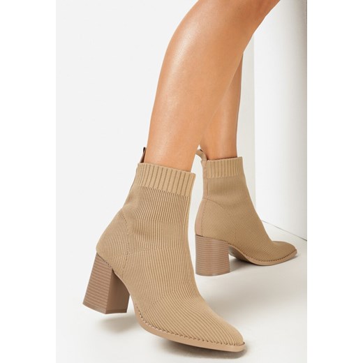 Botki Born2be bez zapięcia na obcasie 