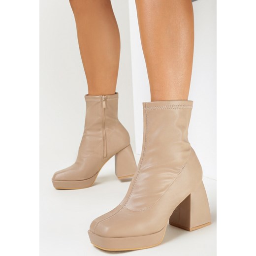 Botki Born2be na zamek 