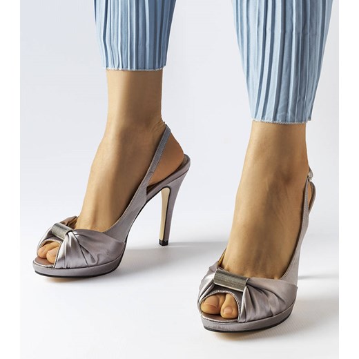 Jasnoszare sandały na szpilce Crispina ze sklepu gemre w kategorii Czółenka - zdjęcie 161844295