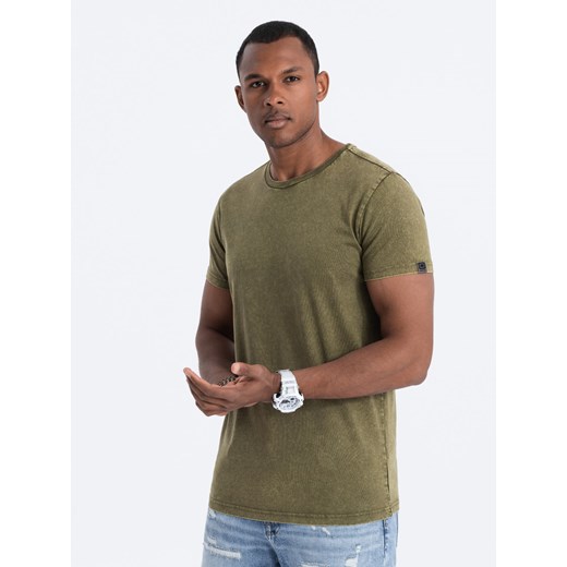 T-shirt męski z efektem ACID WASH - oliwkowy V4 S1638 ze sklepu ombre w kategorii T-shirty męskie - zdjęcie 161846199
