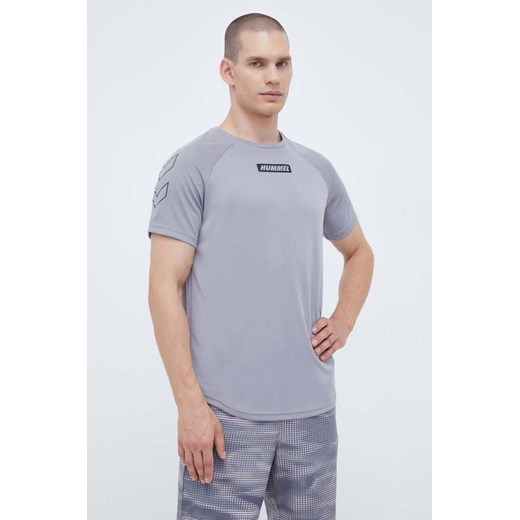 Hummel t-shirt treningowy hmlTE TOPAZ T-SHIRT kolor szary z nadrukiem 213475 ze sklepu ANSWEAR.com w kategorii T-shirty męskie - zdjęcie 161941349