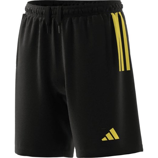 Spodenki juniorskie Tiro 23 Competition Adidas ze sklepu SPORT-SHOP.pl w kategorii Spodenki chłopięce - zdjęcie 162000525