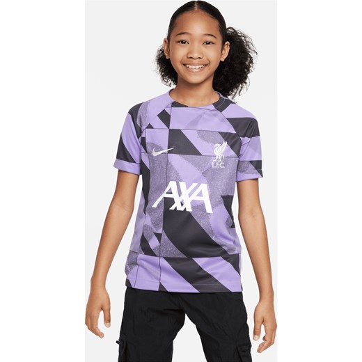 Przedmeczowa koszulka piłkarska dla dużych dzieci Nike Dri-FIT Liverpool F.C. Academy Pro (wersja trzecia) - Fiolet ze sklepu Nike poland w kategorii Bluzki dziewczęce - zdjęcie 162060157