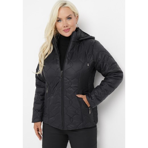 Czarna Modnie Pikowana Kurtka z Kapturem i Kieszeniami Simo 5XL okazyjna cena Born2be Odzież