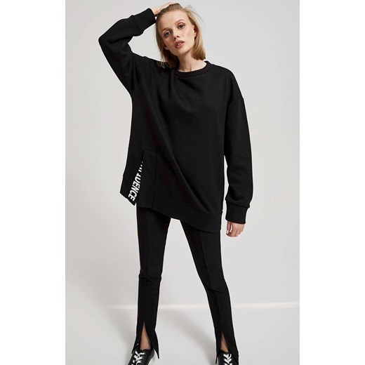 Bluza oversize czarna z napisem 4205, Kolor czarny, Rozmiar XS, Moodo ze sklepu Primodo w kategorii Bluzy damskie - zdjęcie 162083305