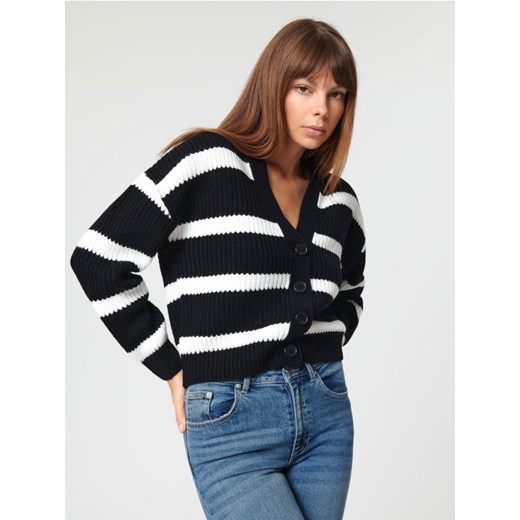Sweter damski Sinsay w serek