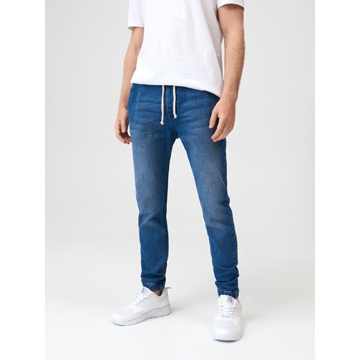 Sinsay - Jeansy jogger - niebieski Sinsay 34 Sinsay
