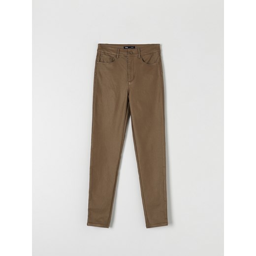 Sinsay - Spodnie z imitacji skóry - brązowy Sinsay XS Sinsay