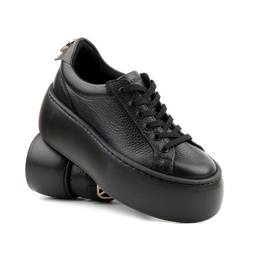 Skórzane buty damskie sportowe na platformie - Carinii B9253, czarne ze sklepu ulubioneobuwie w kategorii Trampki damskie - zdjęcie 162306996