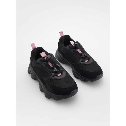 Buty sportowe dziecięce Reserved czarne wiązane 