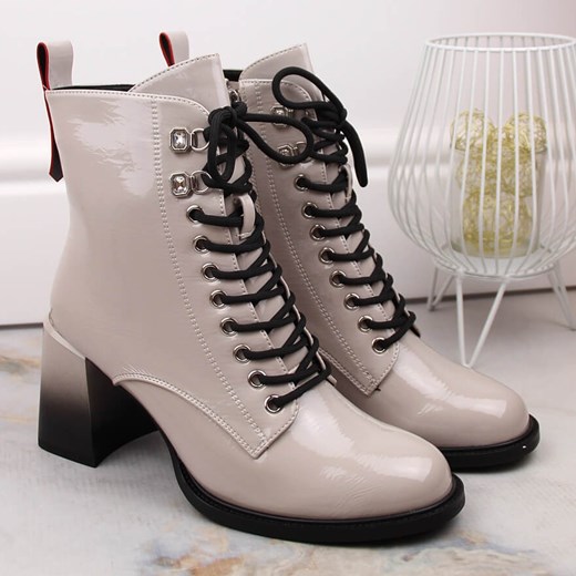 Lakierowane botki damskie na obcasie D&A S.Barski Premium Collection 40 ButyModne.pl