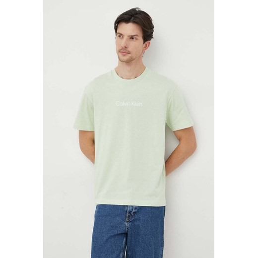 Calvin Klein t-shirt bawełniany kolor zielony wzorzysty ze sklepu ANSWEAR.com w kategorii T-shirty męskie - zdjęcie 162393625