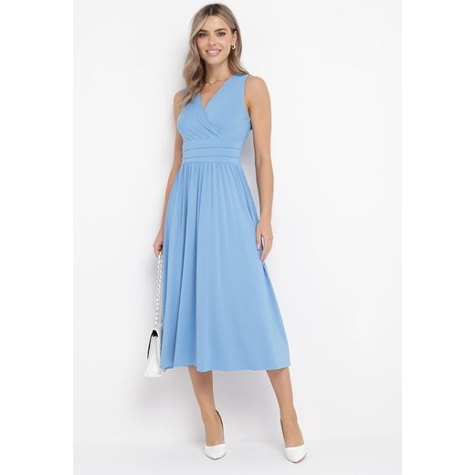 Jasnoniebieska Sukienka Midi Bez Rękawów z Plisowanym Dołem Dreana ze sklepu Born2be Odzież w kategorii Sukienki - zdjęcie 162411269