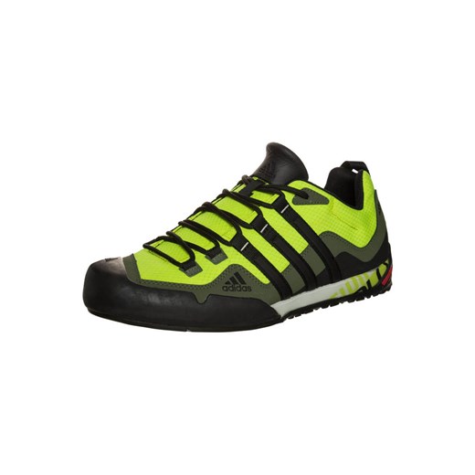 adidas Performance TERREX SWIFT SOLO Obuwie hikingowe sesoye/cblack/bas zalando zielony sportowy
