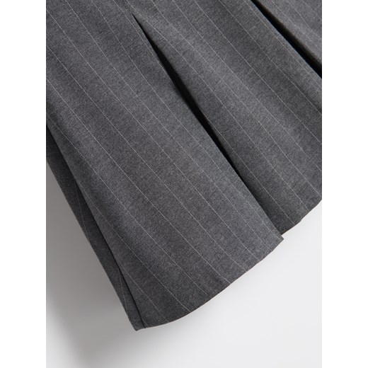 Reserved - Szorty imitujące spódnicę - jasnoszary Reserved M Reserved