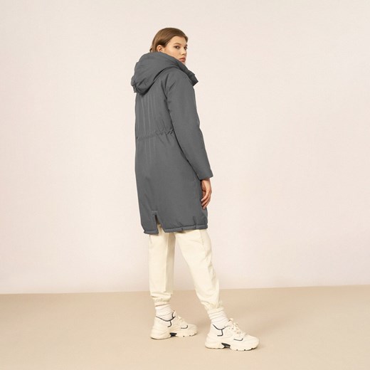 Damski płaszcz zimowy OUTHORN OTHAW22TTJAF007 ze sklepu Sportstylestory.com w kategorii Płaszcze damskie - zdjęcie 162500587