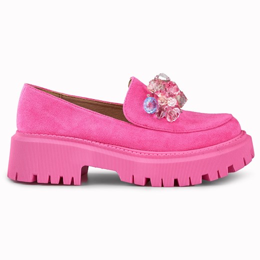 Różowe loafersy z koralikami ze sklepu ButyModne.pl w kategorii Mokasyny damskie - zdjęcie 162546007