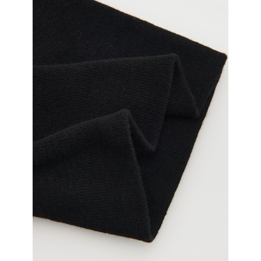 Czapka zimowa damska Reserved młodzieżowa 