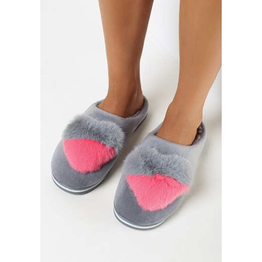 Szare Kapcie z Futrzanym Pomponem Mabira 36-37 okazyjna cena born2be.pl