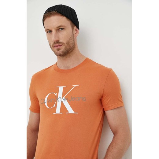 Calvin Klein Jeans t-shirt bawełniany kolor pomarańczowy z nadrukiem ze sklepu ANSWEAR.com w kategorii T-shirty męskie - zdjęcie 162702927