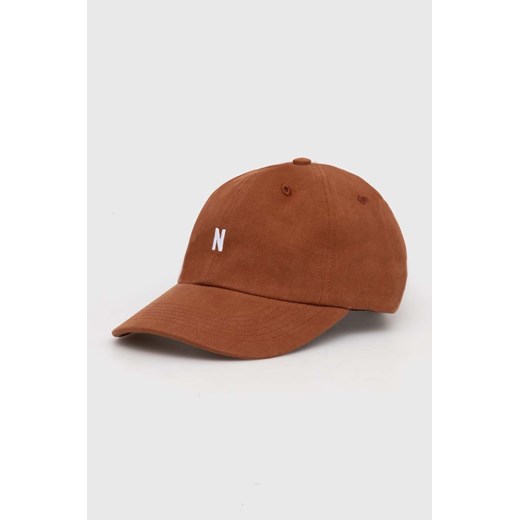 Norse Projects czapka z daszkiem bawełniana Twill Sports Cap kolor brązowy gładka N80-0001-2015 ze sklepu PRM w kategorii Czapki z daszkiem damskie - zdjęcie 162705586
