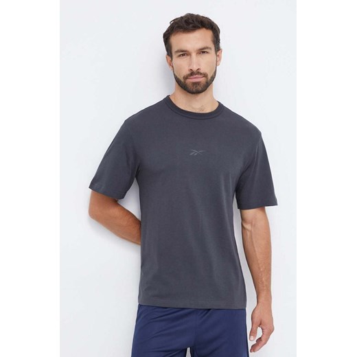 Reebok t-shirt bawełniany kolor szary z nadrukiem 100070664 ze sklepu ANSWEAR.com w kategorii T-shirty męskie - zdjęcie 162732525