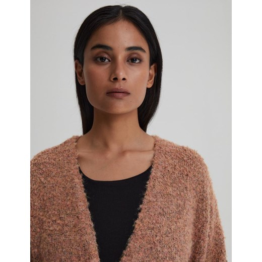 Sweter damski Diverse z dekoltem w serek 