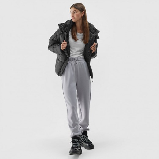 Damska kurtka puchowa pikowana 4F 4FAW23TDJAF231 - czarna XS Sportstylestory.com