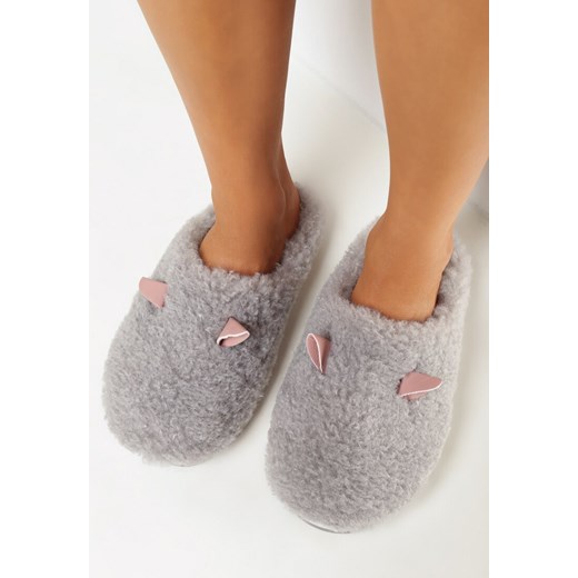 Kapcie damskie Born2be z tworzywa sztucznego 