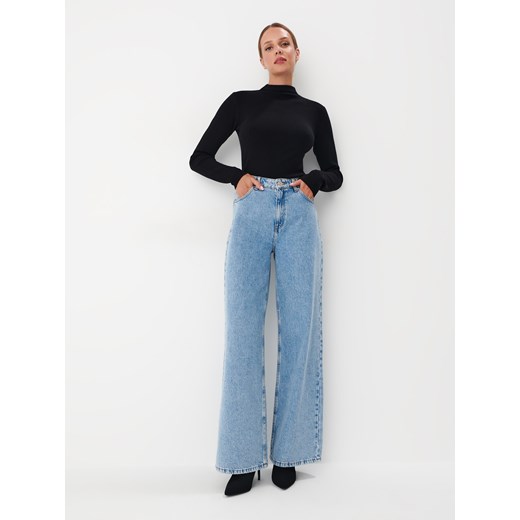 Sweter damski Mohito z golfem 