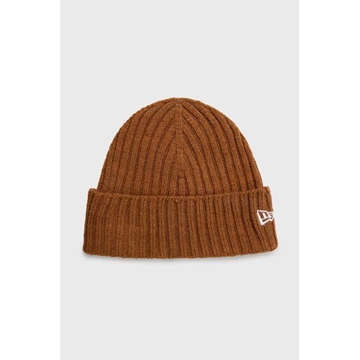 New Era czapka Cuff Beanie kolor brązowy z cienkiej dzianiny 60364240 ze sklepu PRM w kategorii Czapki zimowe damskie - zdjęcie 162867425