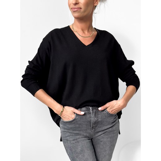 Sweter Pull V Black Cloth uniwersalny Clothstore