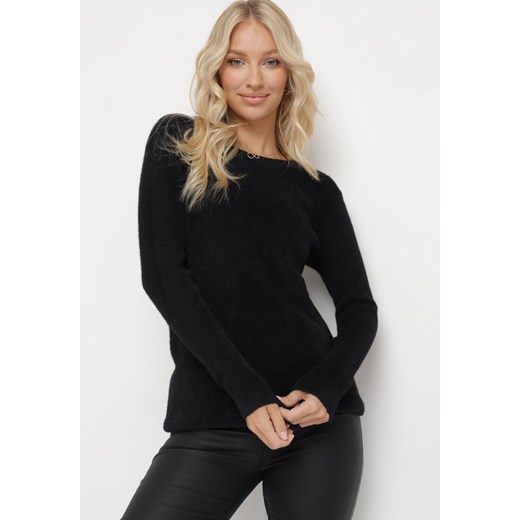 Czarny Sweter z Puchatej Dzianiny Valen ze sklepu Born2be Odzież w kategorii Swetry damskie - zdjęcie 162932539