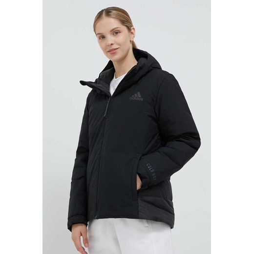 adidas kurtka puchowa damska kolor czarny zimowa ze sklepu ANSWEAR.com w kategorii Kurtki damskie - zdjęcie 163368079