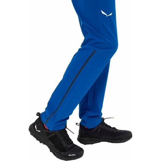 Spodnie męskie niebieskie SALEWA w sportowym stylu 