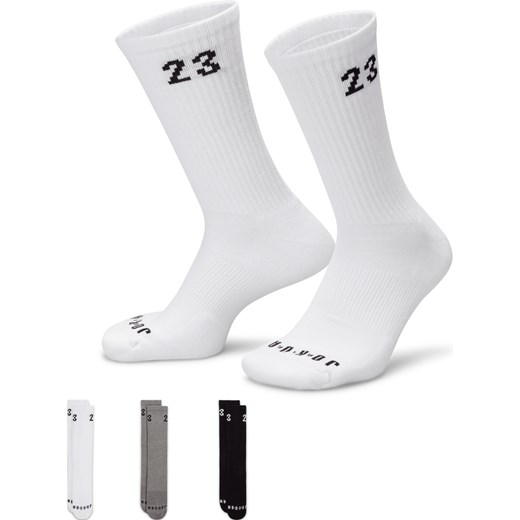 Klasyczne skarpety Jordan Essentials (3 pary) - Wielokolorowe ze sklepu Nike poland w kategorii Skarpetki damskie - zdjęcie 163460346