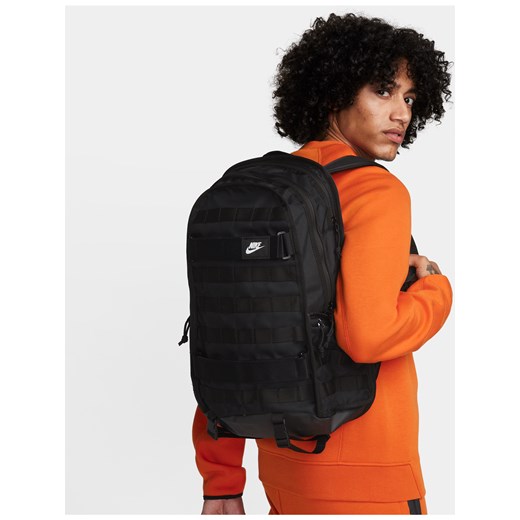 Plecak Nike Sportswear RPM (26 l) - Czerń ze sklepu Nike poland w kategorii Plecaki - zdjęcie 163460559