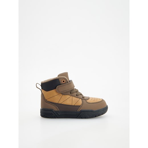 Reserved - Sneakersy z łączonych materiałów - brązowy ze sklepu Reserved w kategorii Buty sportowe dziecięce - zdjęcie 163470349