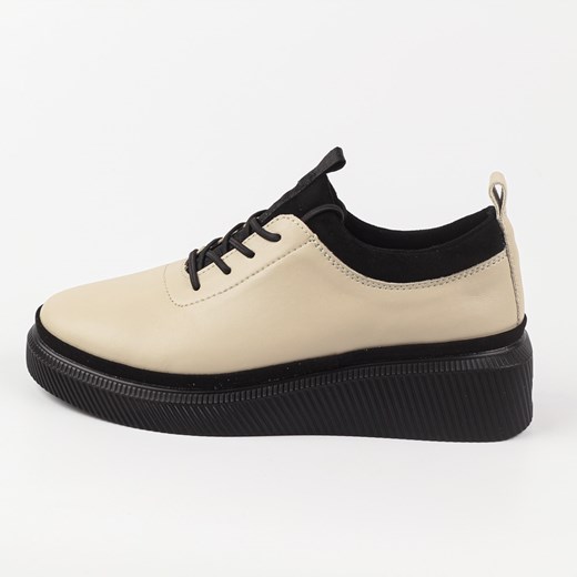 Półbuty damskie beżowe T.Sokolski sznurowane ze skóry casualowe 