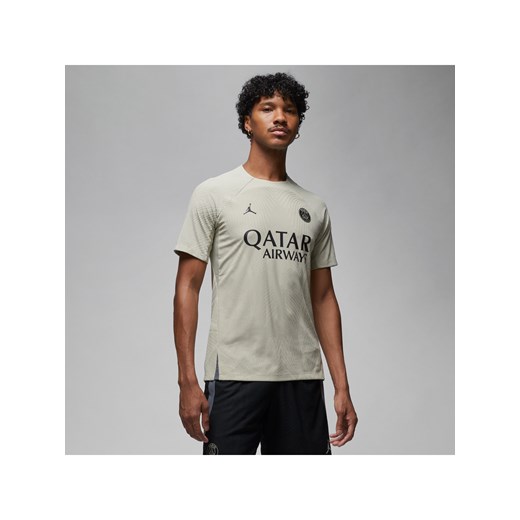 Męska dzianinowa koszulka piłkarska z krótkim rękawem Jordan Dri-FIT ADV Paris Saint-Germain Strike Elite (wersja trzecia) - Brązowy ze sklepu Nike poland w kategorii T-shirty męskie - zdjęcie 163602769
