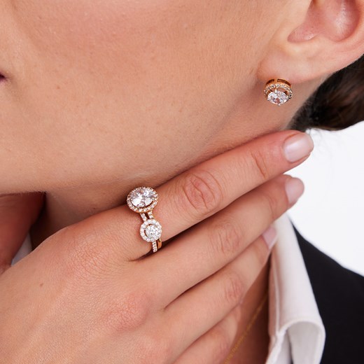 Pierścionek z różowego złota z diamentami - Metropolitan One Size YES.pl