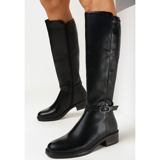 Czarne Kozaki Muszkieterki z Delikatną Klamrą Phaeia 41 okazyjna cena born2be.pl