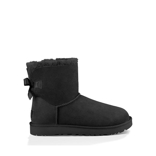 UGG Botki &quot;Mini Baily Bow&quot; w kolorze czarnym z wełny jagnięcej ze sklepu Limango Polska w kategorii Śniegowce damskie - zdjęcie 163668269
