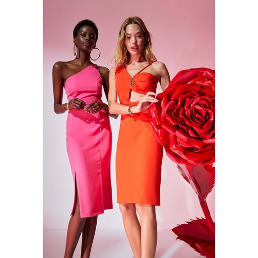 trendyol Sukienka w kolorze różowym ze sklepu Limango Polska w kategorii Sukienki - zdjęcie 163757216