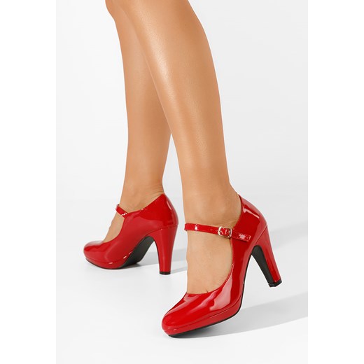 Czerwone czółenka na słupku Donatella ze sklepu Zapatos w kategorii Czółenka - zdjęcie 163834709